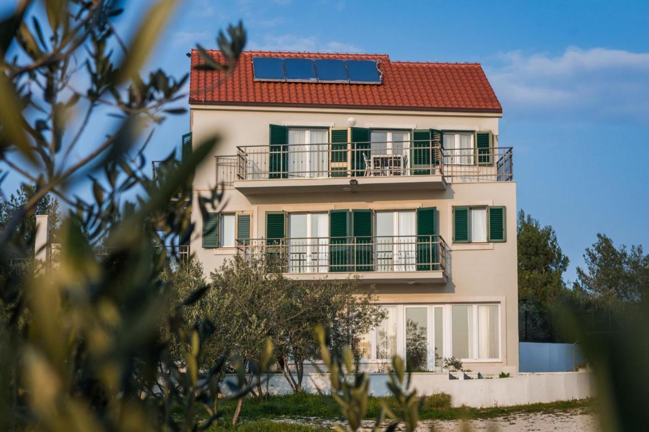 Bijaka Villas&Apartments ミルナ エクステリア 写真