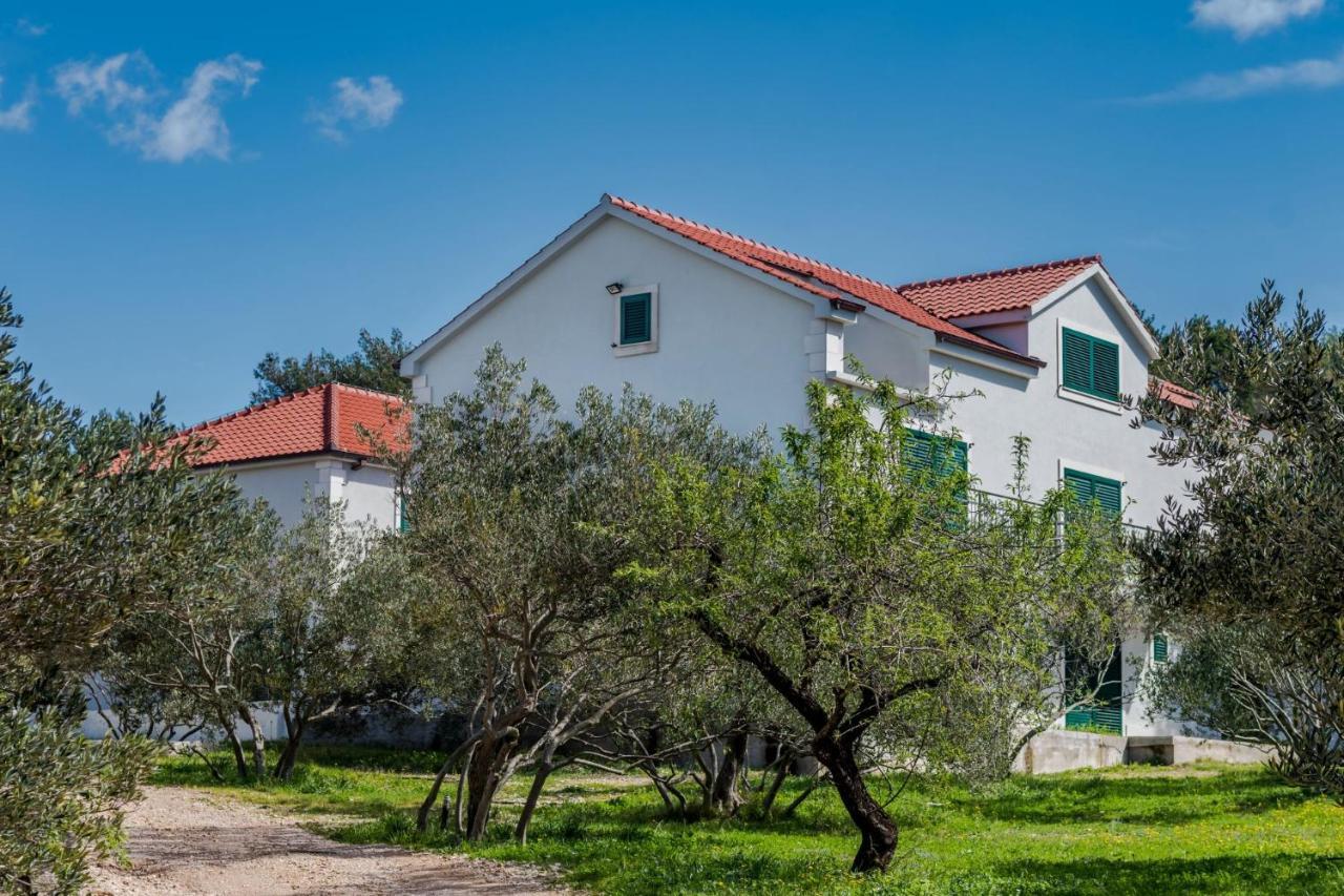 Bijaka Villas&Apartments ミルナ エクステリア 写真